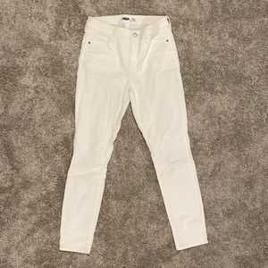 White corduroy pants